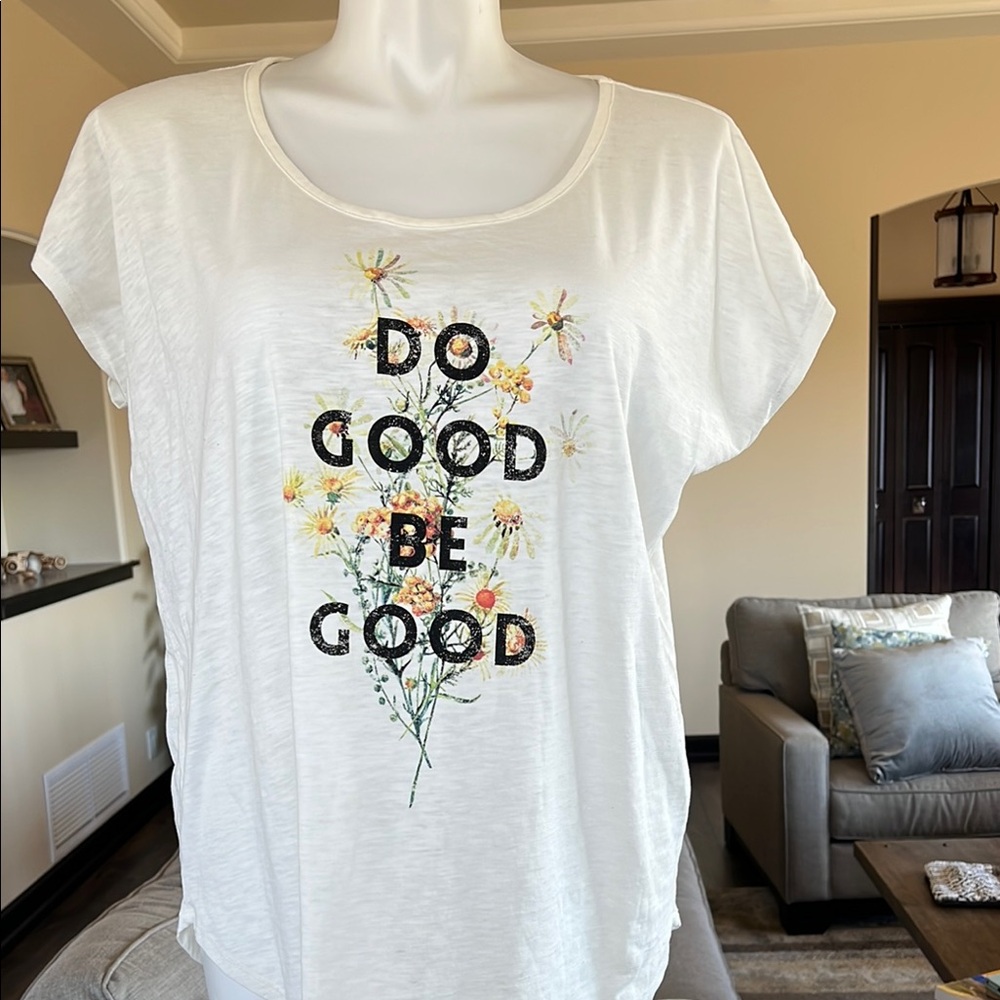 Maurice’s White Floral 'Do Good Be Good' Women's Tee